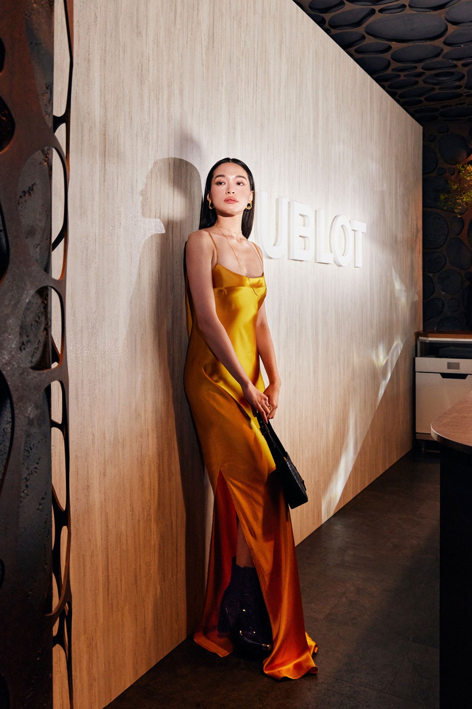 JHIHCING dressed in LETOII ATELIER's "Demi-Couture" collection