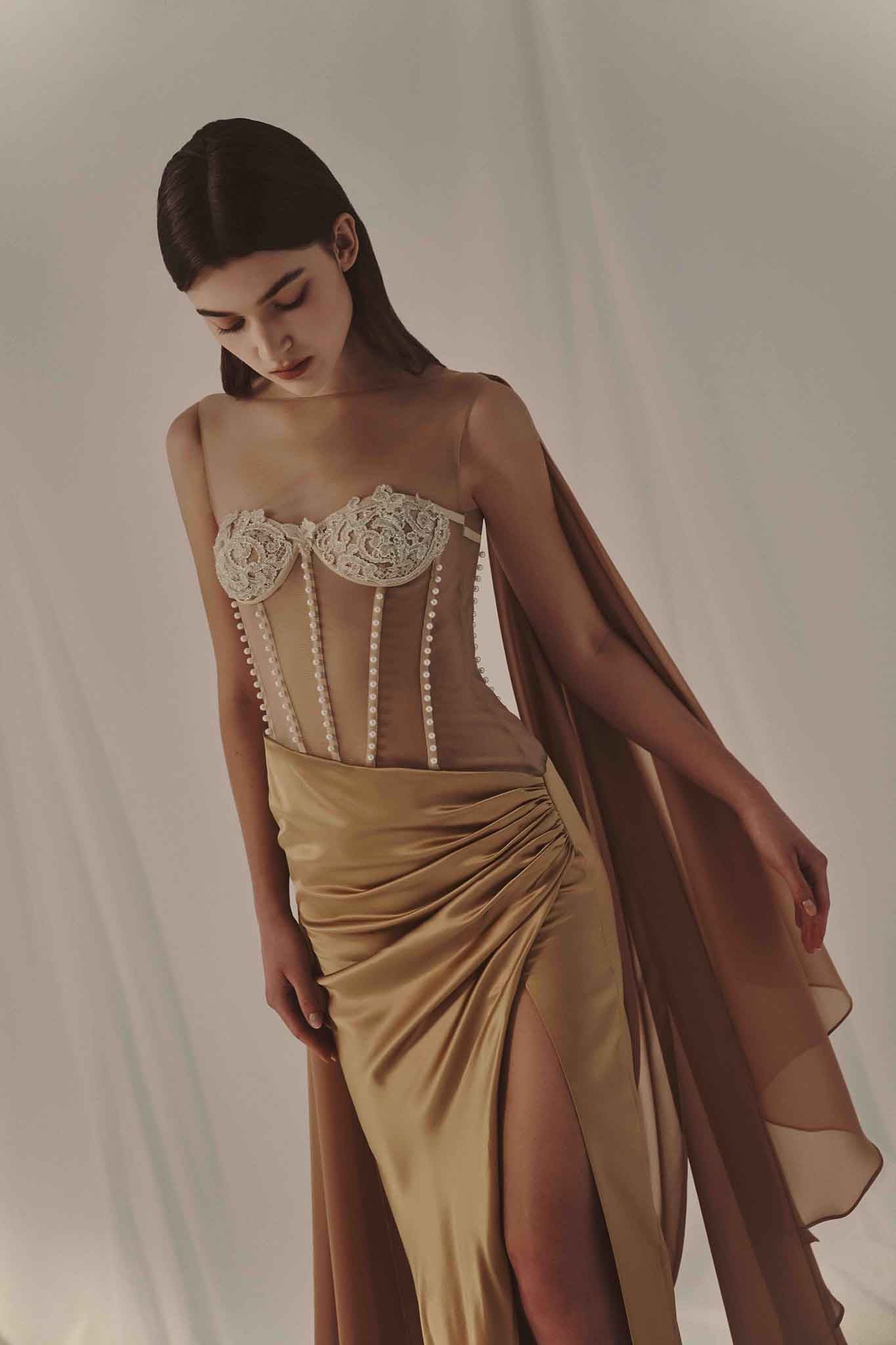 LOOK 17