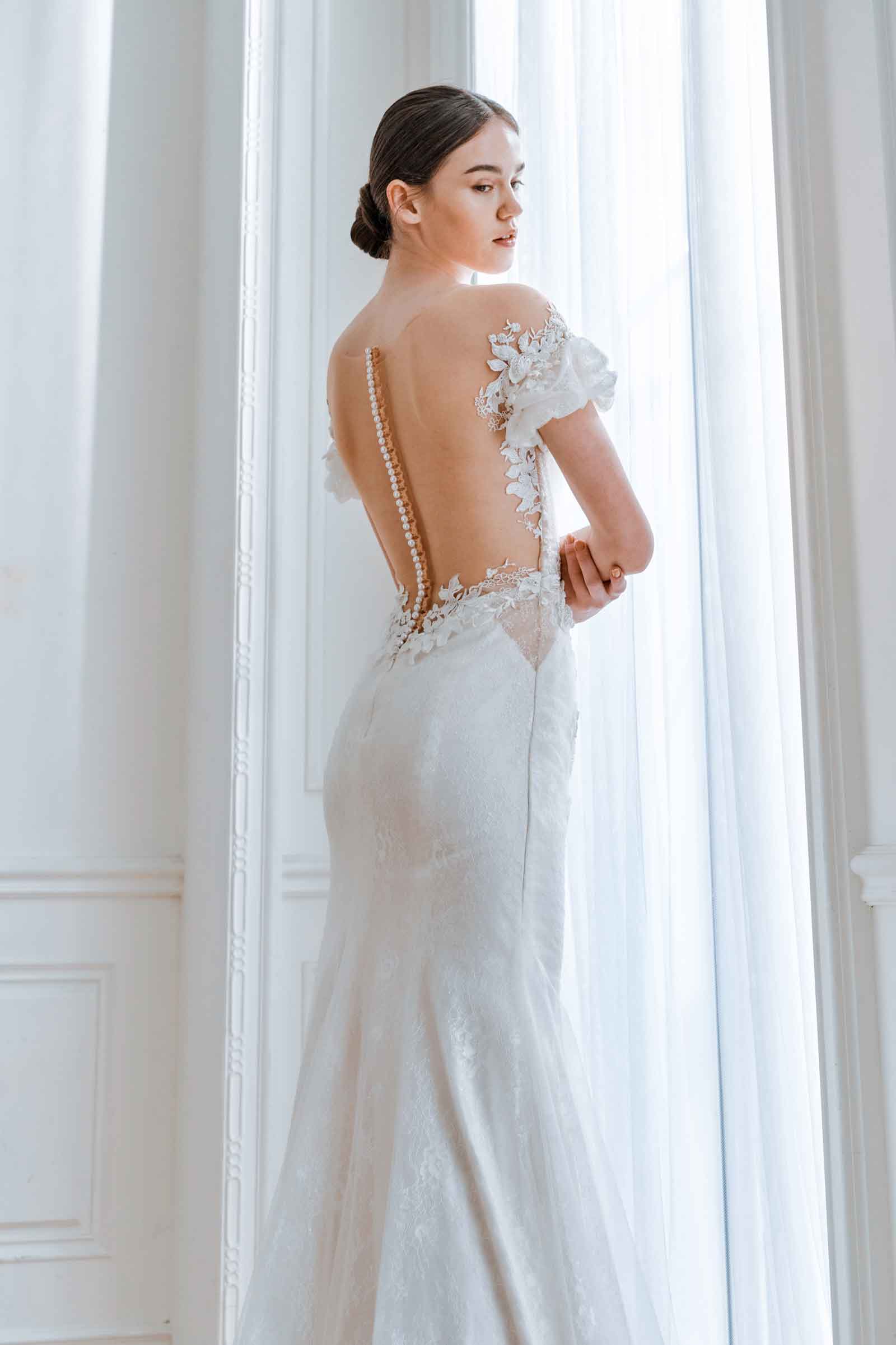 LOOK 23