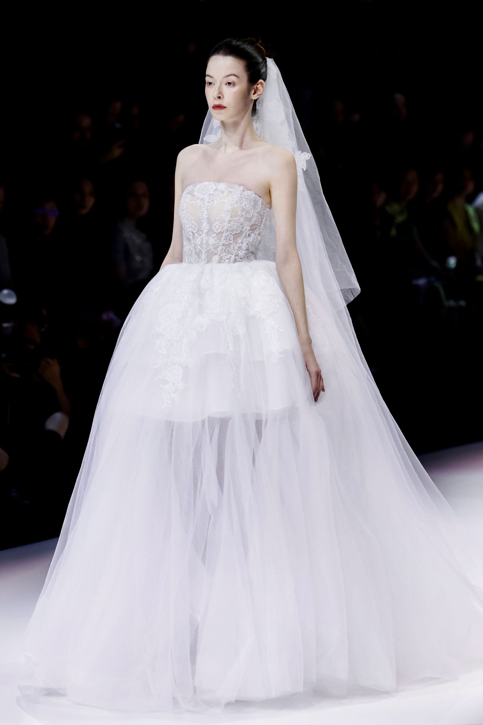 LOOK 13