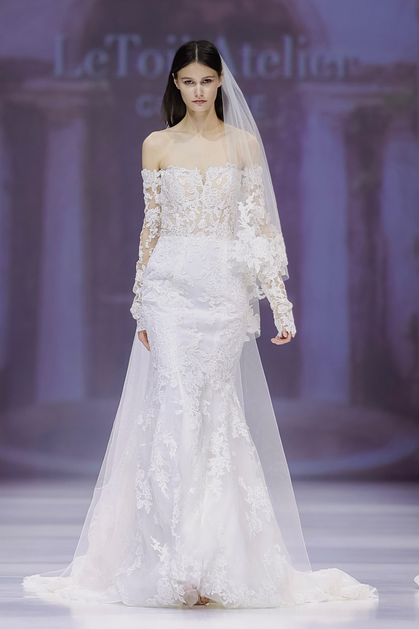 LOOK 16